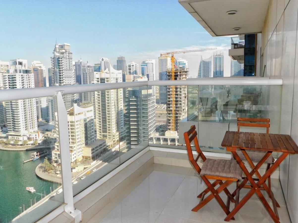 Luton Vacation Homes - Dubai Marina, Continental Tower Buitenkant foto